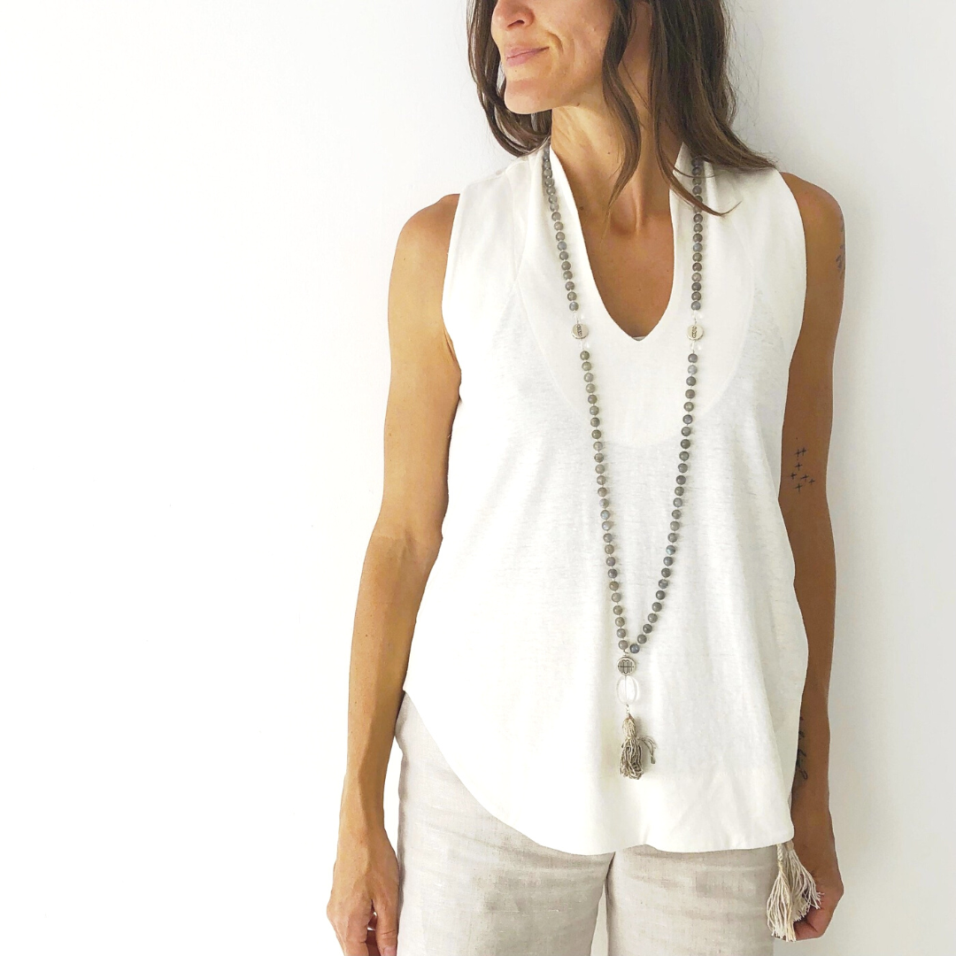 The Nala Tunic, the sleeveless evolution of Harmony
