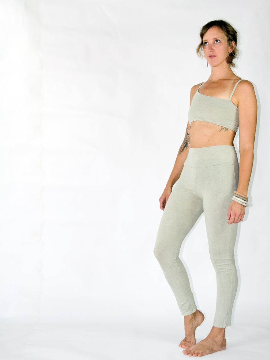 Yoga pants flared medium cut ACTIVE LIGHT made of organic cotton